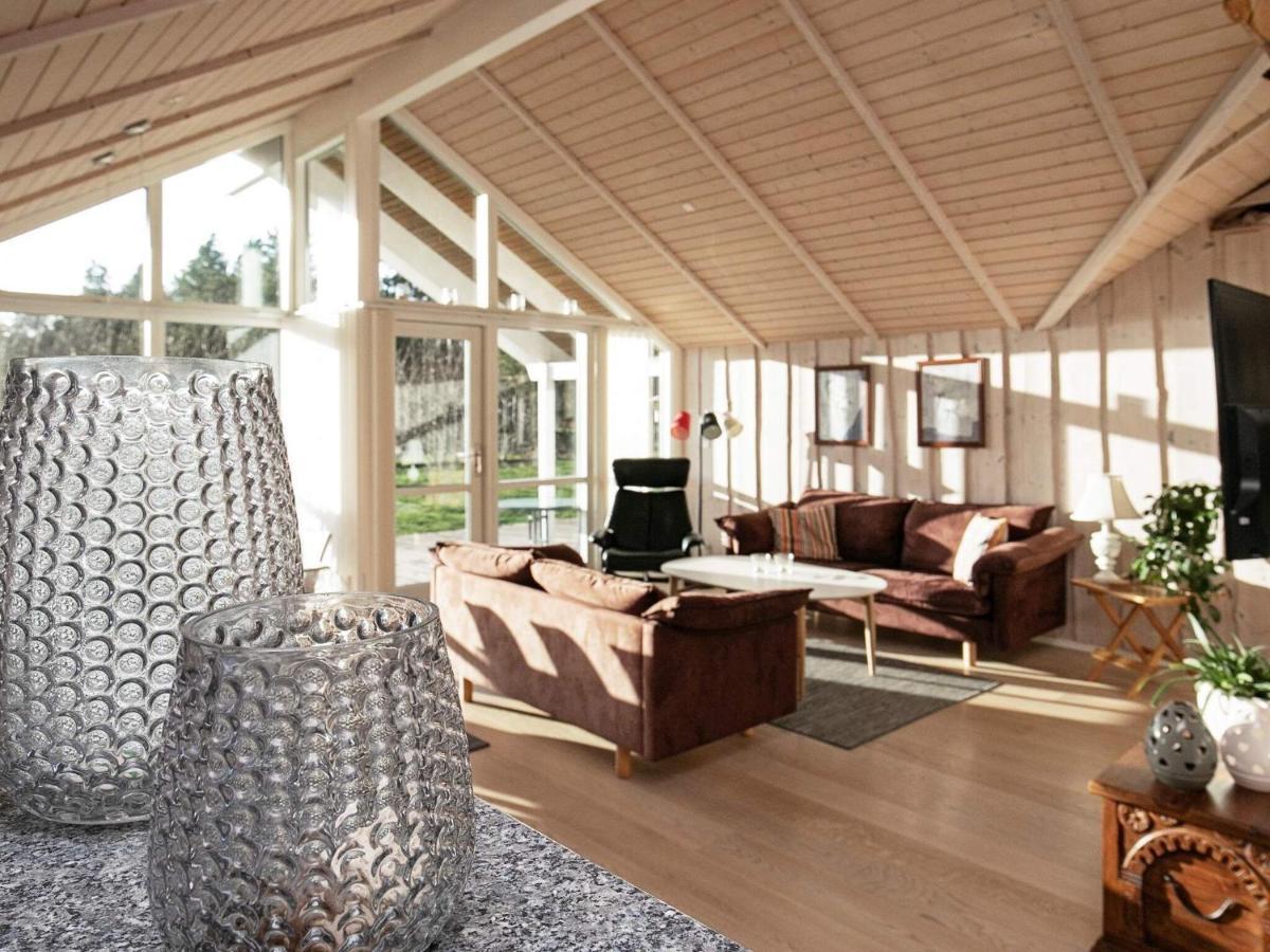 Three-Bedroom Holiday Home In Rodby 38 Kramnitse Экстерьер фото